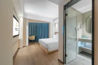 XIN LV Yige Hotel (CCMALL Times Square Branch) Hotels in Hongshan Park/Nanhu