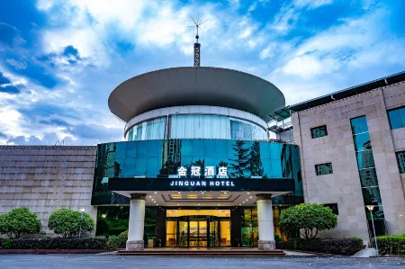 Jin Guan Hotel, Qianjiang, Chongqing Отели рядом с достопримечательностью «Chongqing Vocational Institute of Tourism»