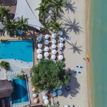 Barceló Coconut Island – Formerly The Village Coconut Island Отели рядом с достопримечательностью «Пирс Лаем Хин»