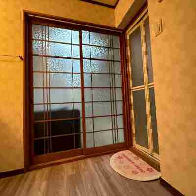 1～6名様用_大阪と京都の間_京阪電車・枚方市駅徒歩13分_ひらパー1駅_スーパー多数_漫画 Hotel Exterior