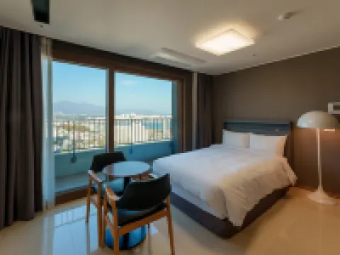 Hotel the Blue Terra Hotels in der Nähe von Daepohang Port