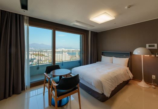 호텔더블루테라