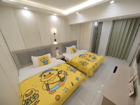 Qingyu Homestay (Kunming Railway Station) Hotel di 