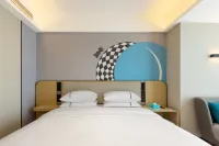 City Comfort Inn Express Hotel (Yichang Zhongnan Road Xingfa Square)