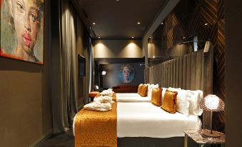 U-VISIONARY ROMA HOTEL