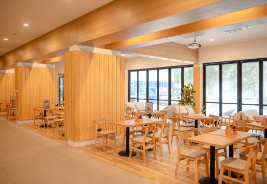 3. 코코텔 라용 비..