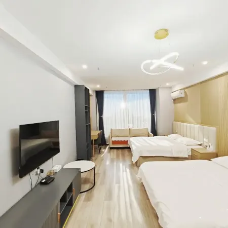 Yasong Homestay (Wanda Plaza) Hôtels à : Ulan Hot