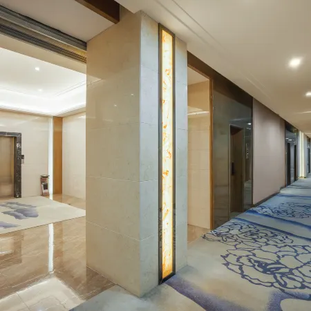 Xinping Huayu Hotel