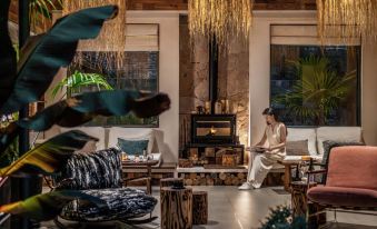 37 Courtyard｜Panorama Jade Dragon Mountain Heritage Art Lodge(Baisha Ancient Town)