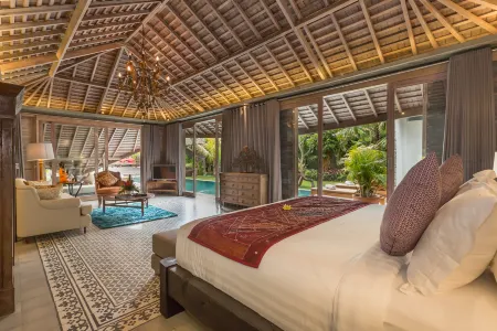 Jadine Bali Villa by Nagisa Bali Отели рядом с достопримечательностью «Karma Spa at Karma Jimbaran»
