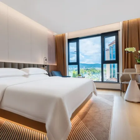 Changhui Hotel