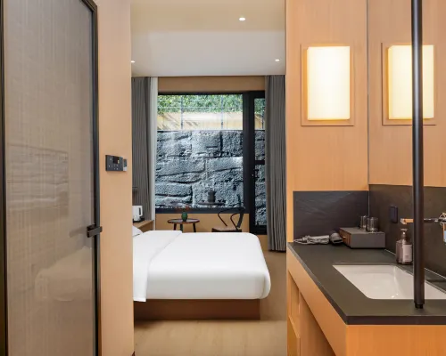Hongri Mountain Residence Hotel Hotels near Jinsi Temple