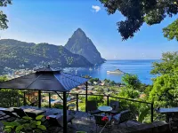 Green Fig Resort & Spa Hotel di 