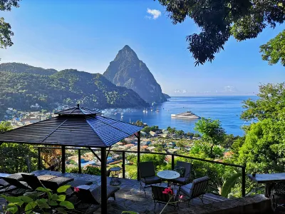 그린 피그 리조트 & 스파  호텔