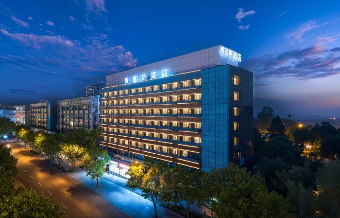 Boris Hotel
