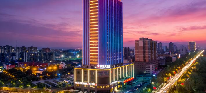 Minghua Hotel (Aksu Tianbai Fashion Shopping Center Xinglong Underground Street Branch) Hotel di Aksu