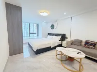 Chengshi Starry Sky Homestay (Baoye Building) - 2-Star