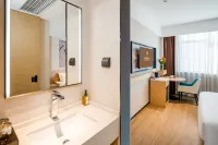 City Comfort Inn Hotel (Chifeng Gaotiezhan - Esports