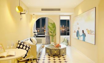 Friendly Nanyuan Riverview Homestay (Jiefangbei Hongyadong Location)