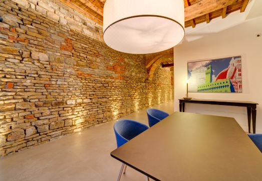 만나이오니 내부 2