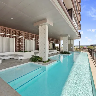 Yves Mermaid Beach Apartment by CLLIX Hotels near Putt Putt Mermaid Beach