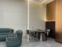 Ending LandonExclusive Hotel