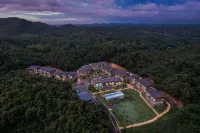 Xinyang Meiji Guoyun Homestay (Nanwan Mufeng Valley)