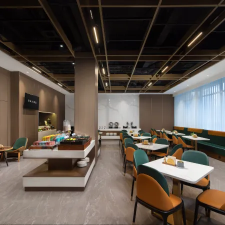 Atour X Hotel Wuhan Yellow Crane Tower Wuchang Station East Square Отели рядом с достопримечательностью «Хубэй, Китай, Южная Механическая Школа (Школьный Департамент)»