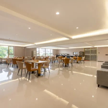 Boying Business Hotel