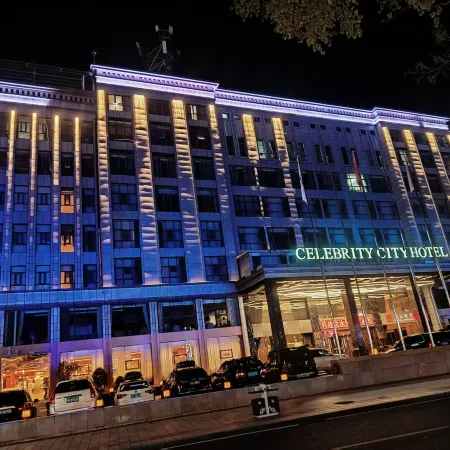 Royale Celebrity Hotel