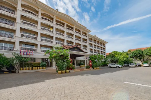 Hotel Somadevi Angkor Resort & Spa