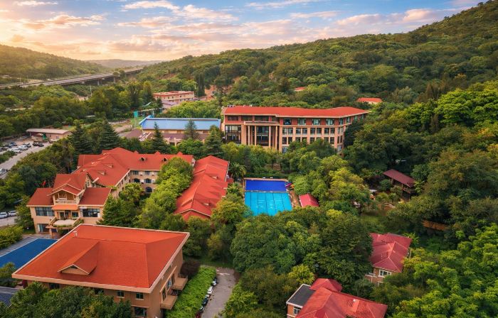 Fumin Mingxiyuan Hot Spring Resort