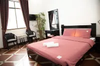 Red Sun Hotel