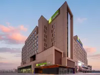 Holiday Inn Express Beijing Tongzhou โรงแรมในทงเซียน