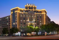 Chengji Hotel (Maoming High-Speed Railway Station Shuangshan 1st Road Branch)