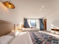 Nashiguang Homestay (Nalati Scenic Area) - Bãi đậu xe