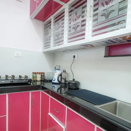2 BHK Furnished Flat - 200 m to Guruvayur Temple - For FAMILIES ONLY