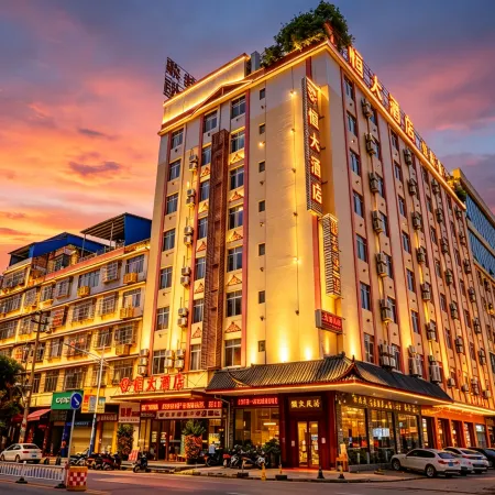Heng Da Hotel (Yulin Railway Station Zhongyaogang) Отели в г. Юйлинь