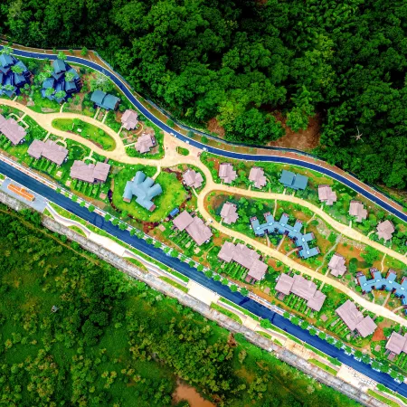 Yuxi Xinping Jia Sa Ai Lao Secret Realm Happy Valley Hotel