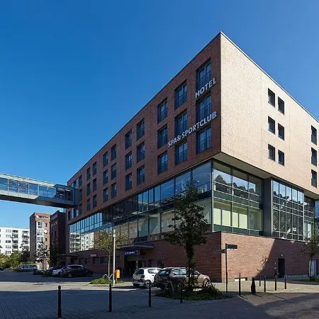 centrovital Hotel Berlin Отели рядом с достопримечательностью «Шпандау»