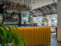 مونوجراف فريدم سكوير Hotels near ميدان الحرية