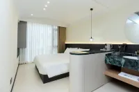 Xiye hotel - balcony