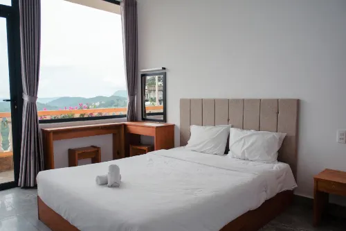 Bee Hill Hotel