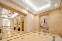 Vienna International Hotel (Huai'an Wuyue Plaza Hexia Ancient Town)