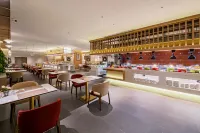 IDIOM HOTEL - breakfast
