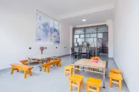 Xinzhicheng · CENGLIN Snow Mountain View Smart Audio & Video Holiday Homestay (Sanyi Airport ) - جديد