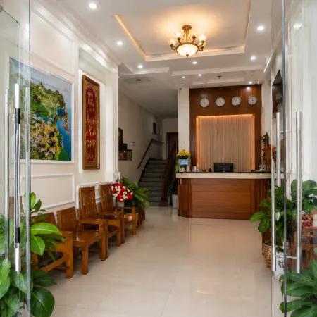 Manus Life Hotel