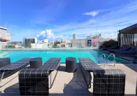 Travelodge Pattaya - Infinity Pools