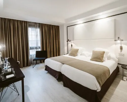 Ilunion Abando Bilbao Hotel di Bilbao