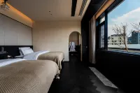 Mile Shuxia Hot Springs Homestay - 3 tähden